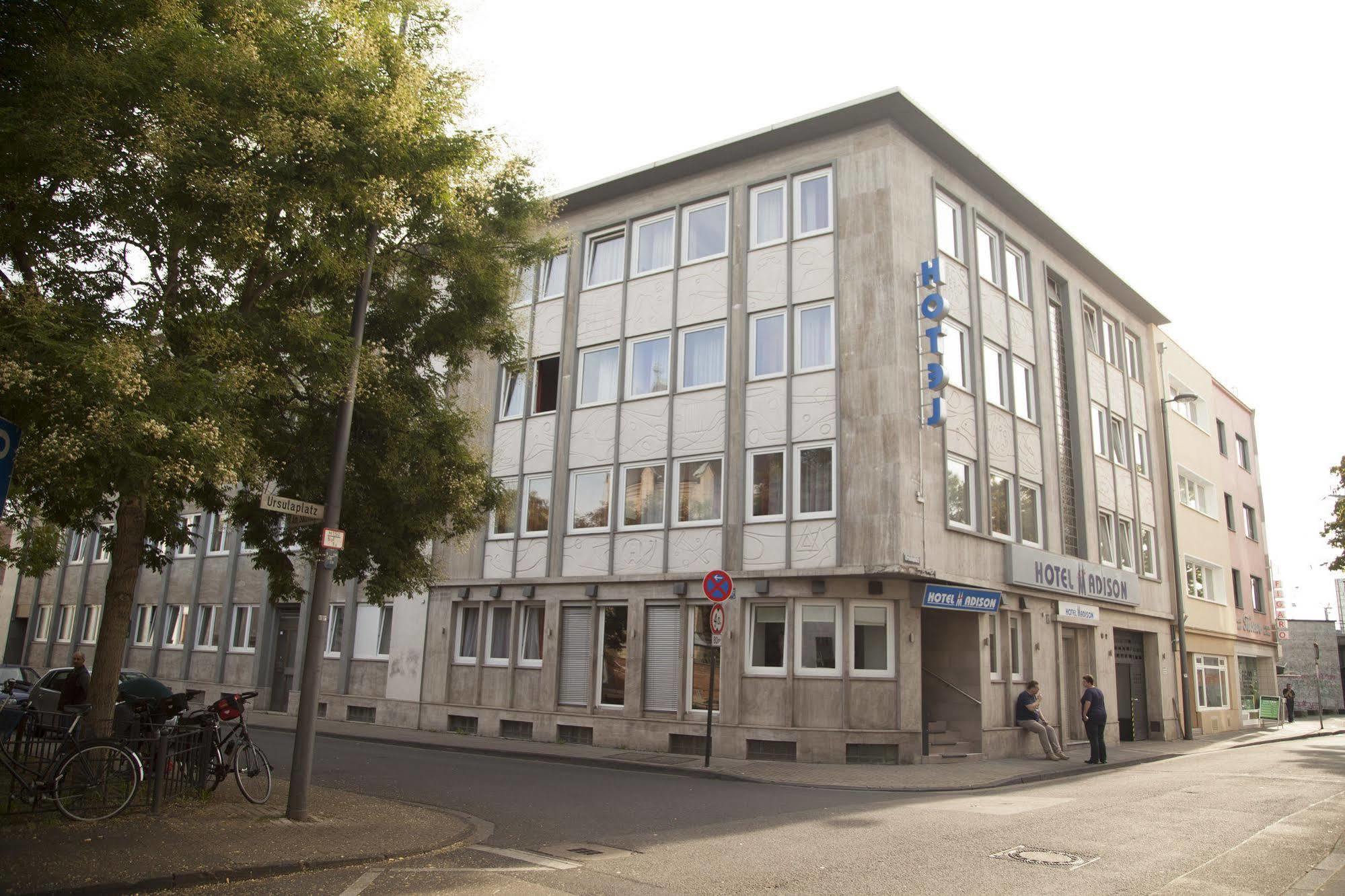 A&O Koeln Hauptbahnhof Hotel Exterior photo